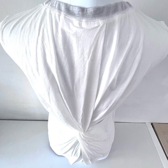 J. Crew Light knit sample shirt small with tie, gold bars and twisted back Small - Picture 9 of 10